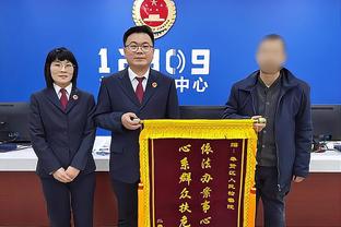 记者：现佛罗伦萨主帅将在赛季后离任，萨里是其新帅候选人